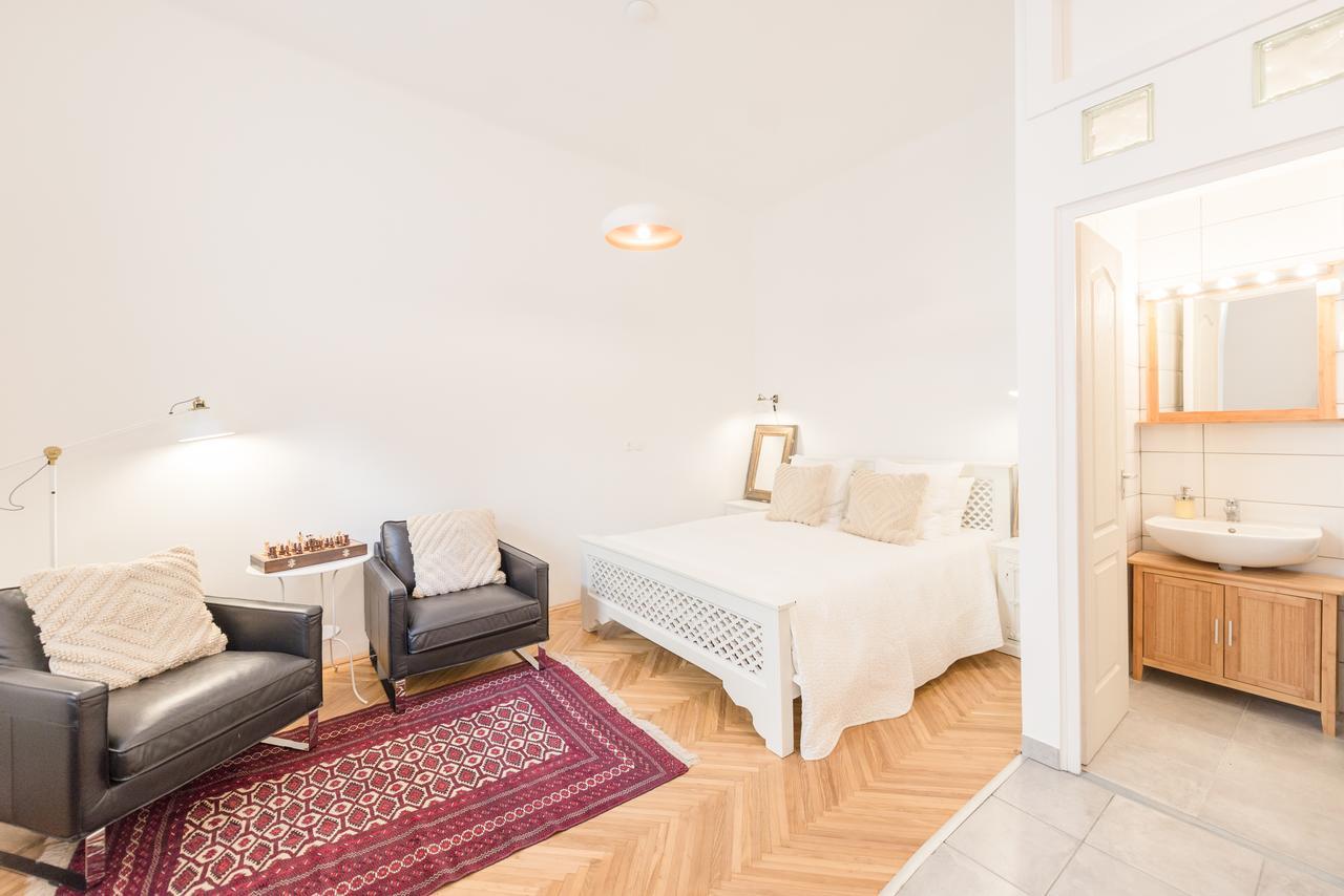Rose Trees Apartment Budapest Exterior photo